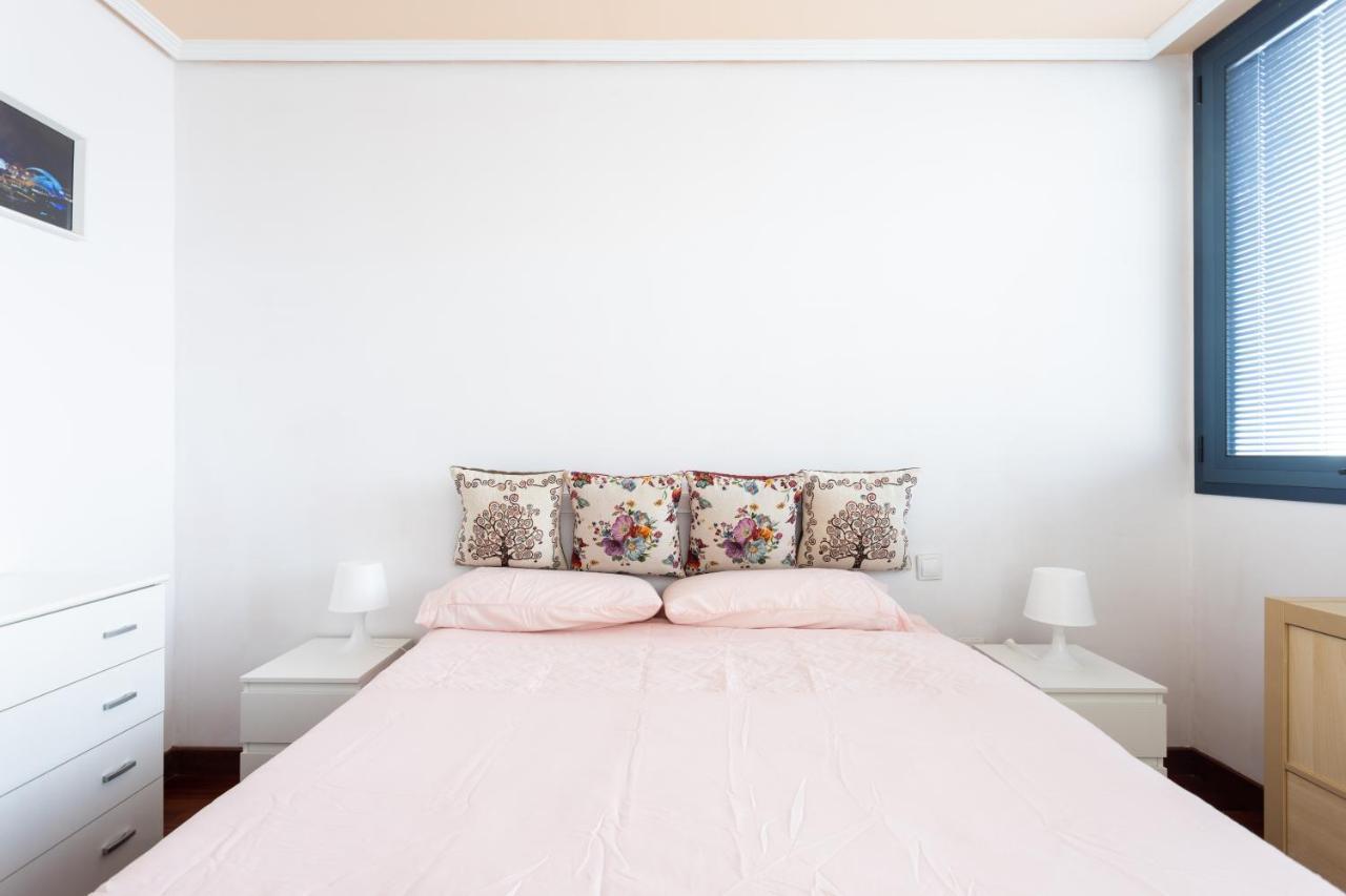 Home2book Amazing View Floor 25 Santa Cruz